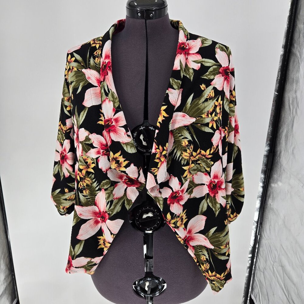 6325-24 Moa Collections open front black tropical floral blazer Size XL